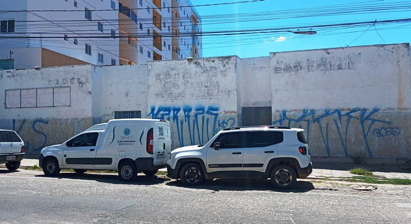 Representantes da Escola Especial Irmã Benigna cobram retorno para a antiga sede no Centro de Patos. Ouça