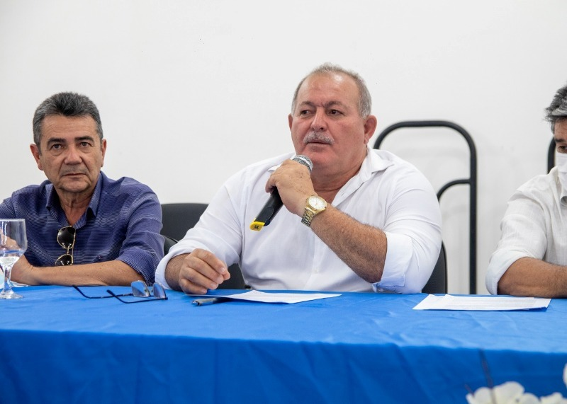 Prefeito de Patos em exercício, Jacob Souto, participa de solenidade do Termo de Adesão ao Garantia Safra 2022/2023