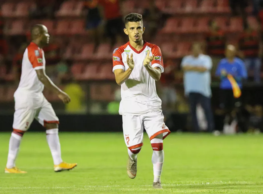 Atacante Cesinha é o novo reforço do Campinense