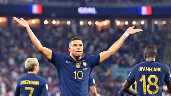 Com dois gols de Mbappé, França vence Dinamarca e está classificada para as oitavas de final da Copa do Mundo