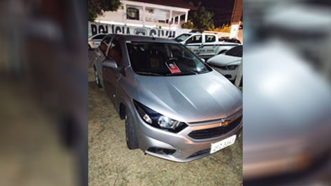 Polícia Militar recupera carro roubado na PB-228 entre as cidades de Areia de Baraúnas e Salgadinho, na PB