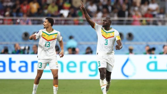 Koulibaly vira herói, Senegal vence Equador e avança em segundo no grupo A da Copa do Mundo