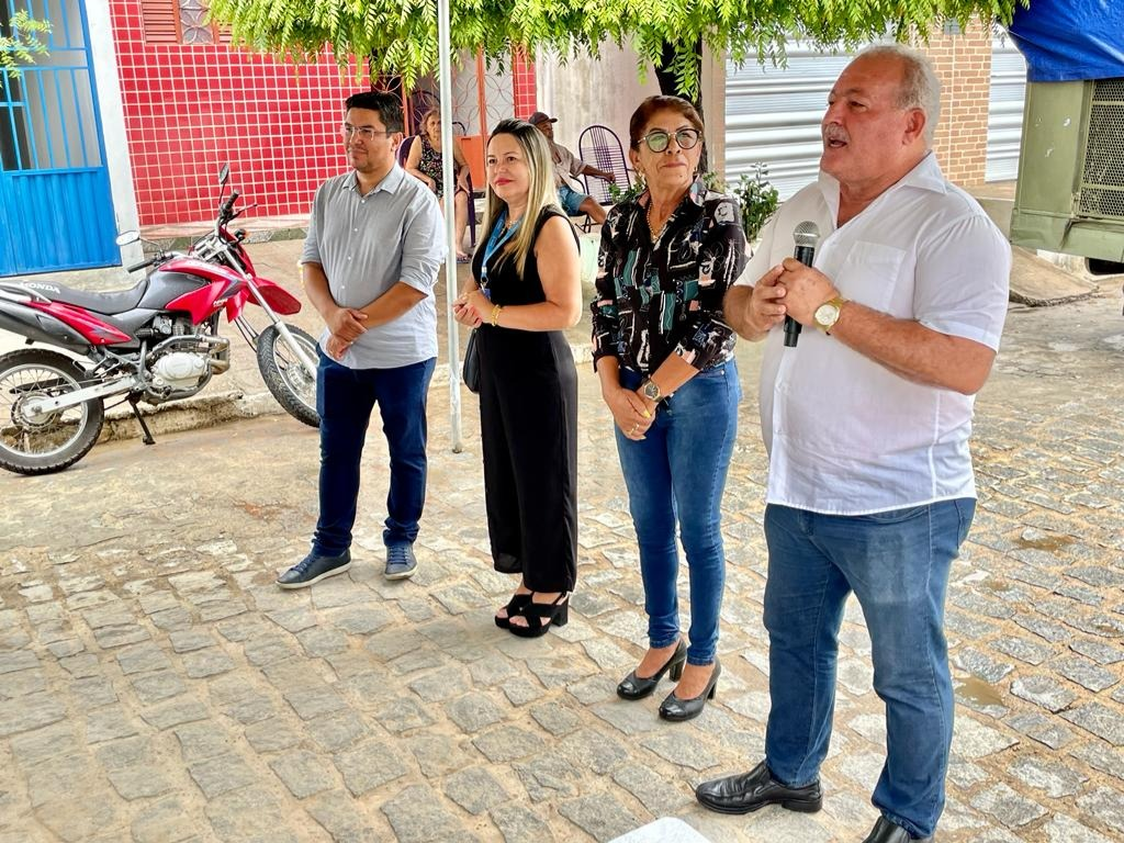 Projeto Novos Olhares: Prefeitura de Patos realiza entrega da quarta remessa de óculos aos alunos da rede municipal de ensino
