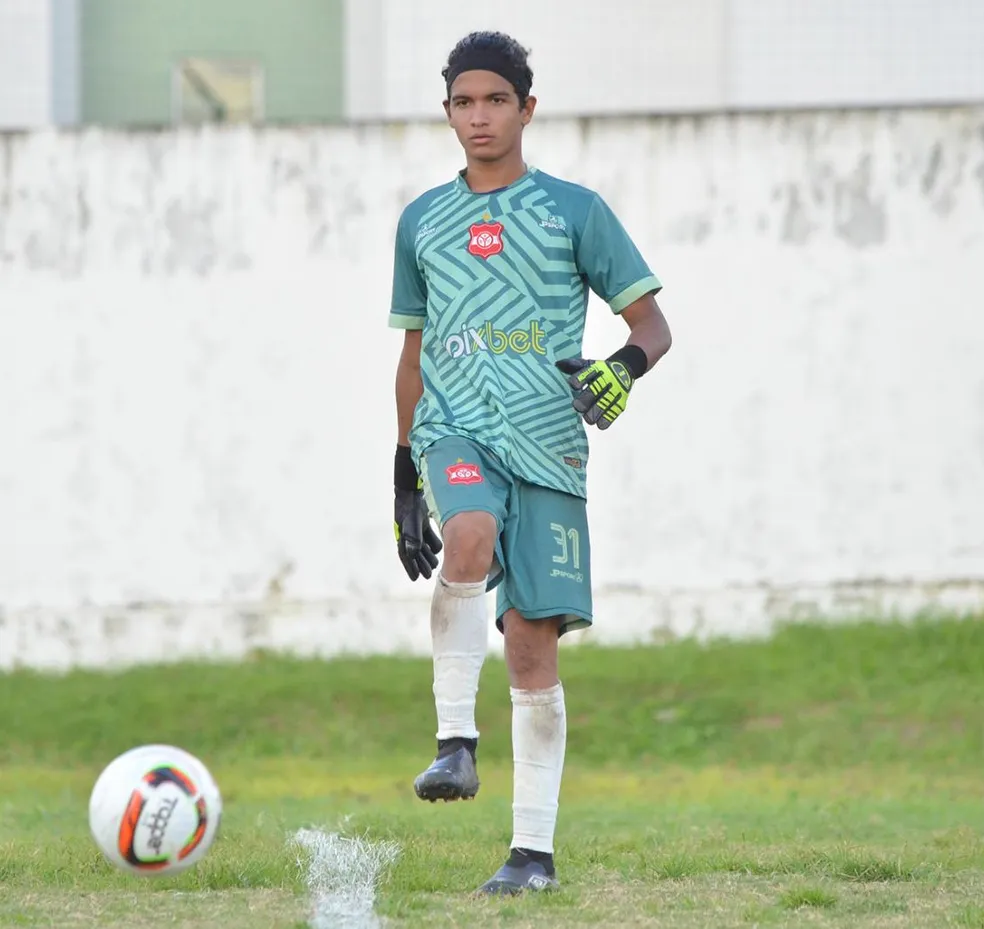 Auto Esporte-PB promove dois garotos da base para o elenco profissional, para o Paraibano 2023