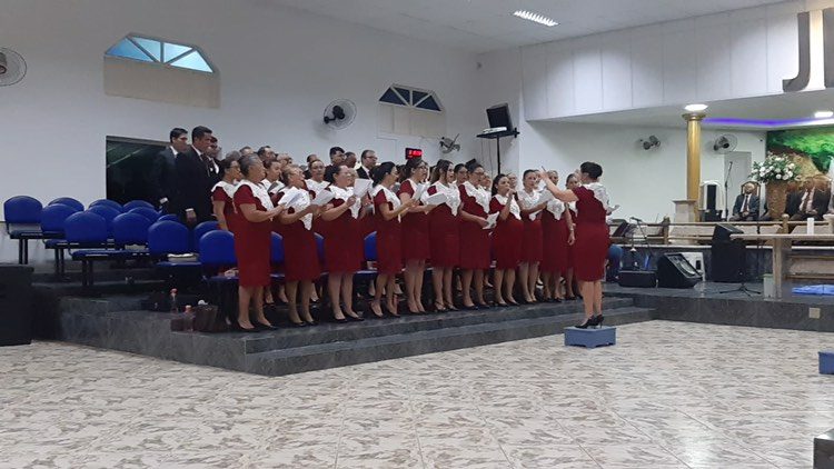 Coral Monte de Sião da Igreja Evangélica Assembleia de Deus, em Patos, completa 42 anos de existência. Confira imagens
