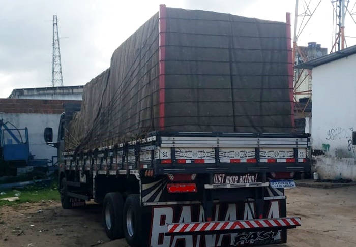 SEFAZ-PB intercepta caminhão de cerveja e localiza depósito sem nota fiscal, na Paraíba