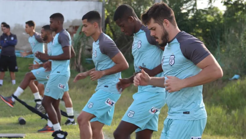 Treze confirma desligamento do atacante Chico e voltará ao mercado para suprir ausência