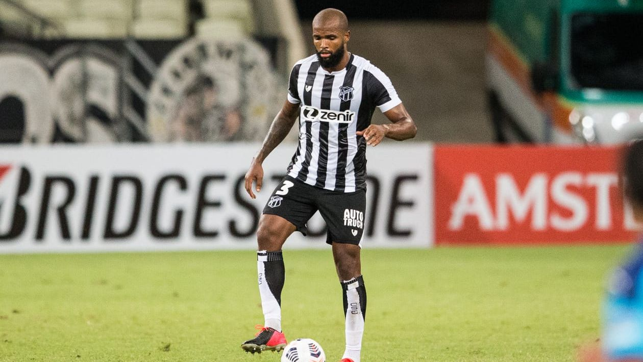 OFICIAL: Santos anuncia a contratação do zagueiro Messias, ex-Ceará