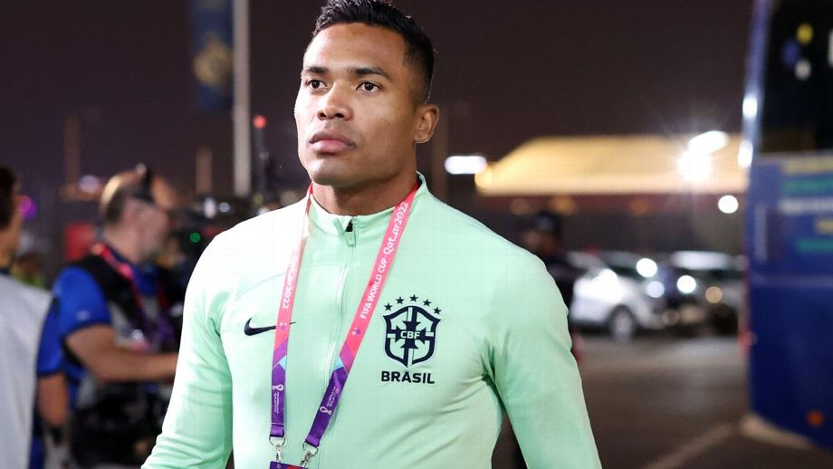 Tite ainda não conta com volta de Alex Sandro, e Brasil deve repetir time das oitavas contra Croácia