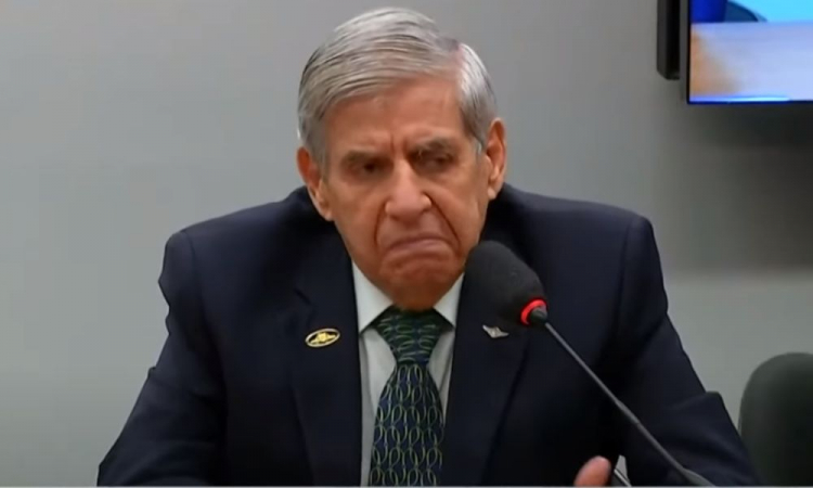 Augusto Heleno defende que atos no 7 de Setembro foram democráticos e diz que país vive ‘situação esdrúxula’