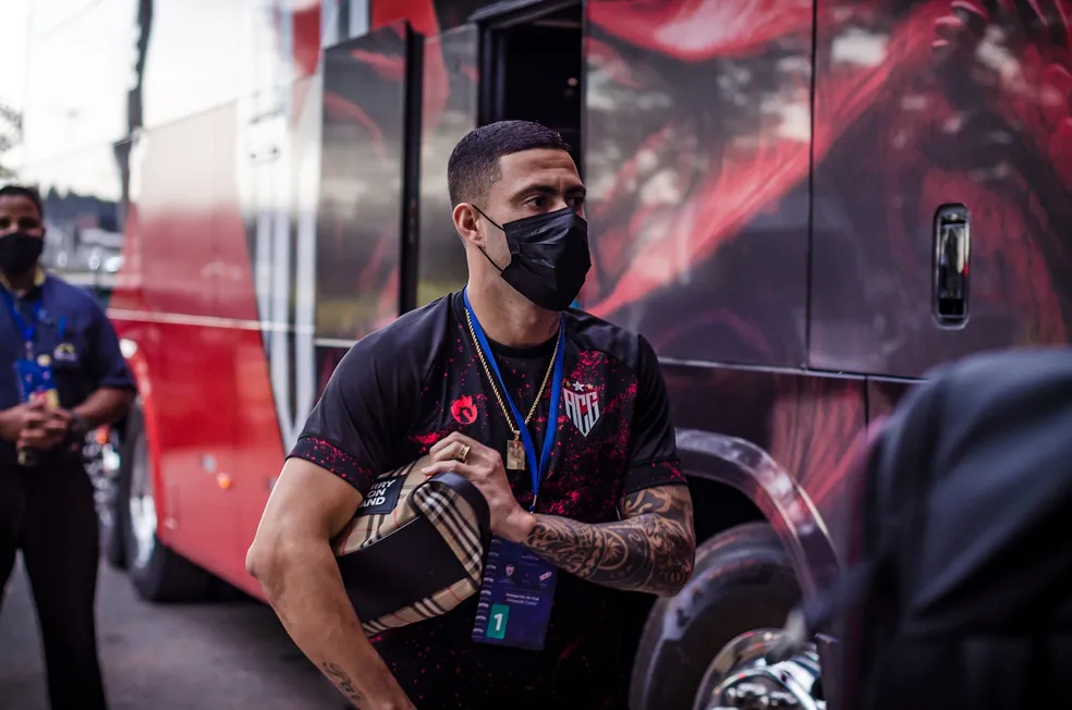 São Paulo encaminha acerto com Wellington Rato, do Atlético-GO