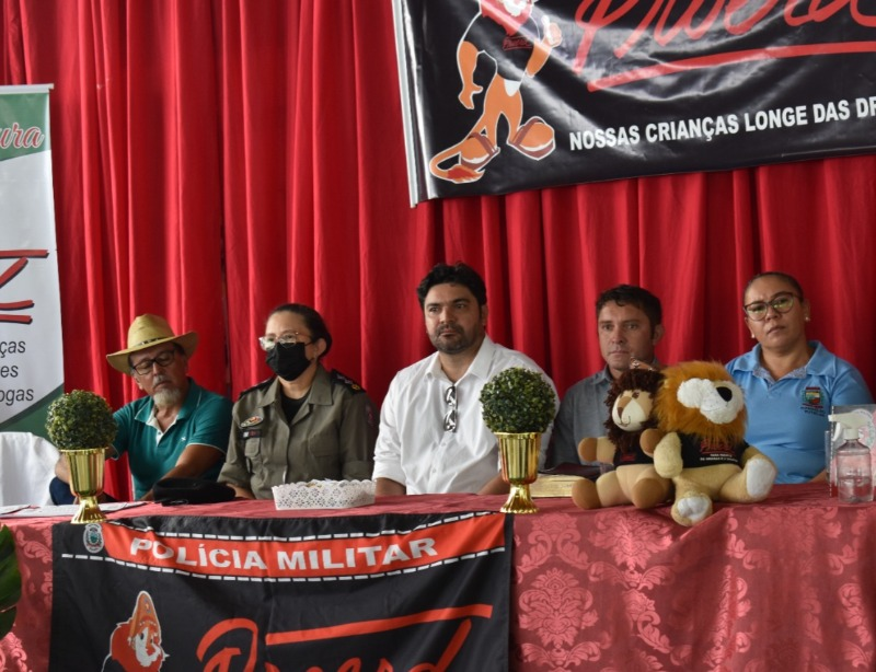 Secretaria de Educação e Polícia Militar realizam formatura do PROERD em São José do Bonfim
