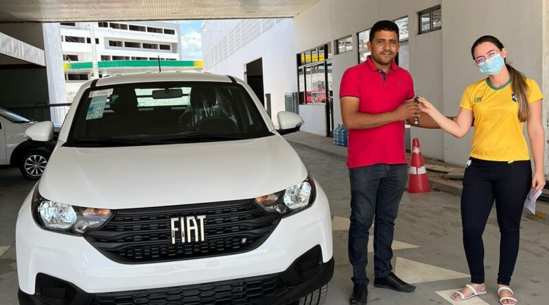 Prefeitura de Catingueira entrega novo veículo 0km; esse já é o 7º adquirido só no ano de 2022