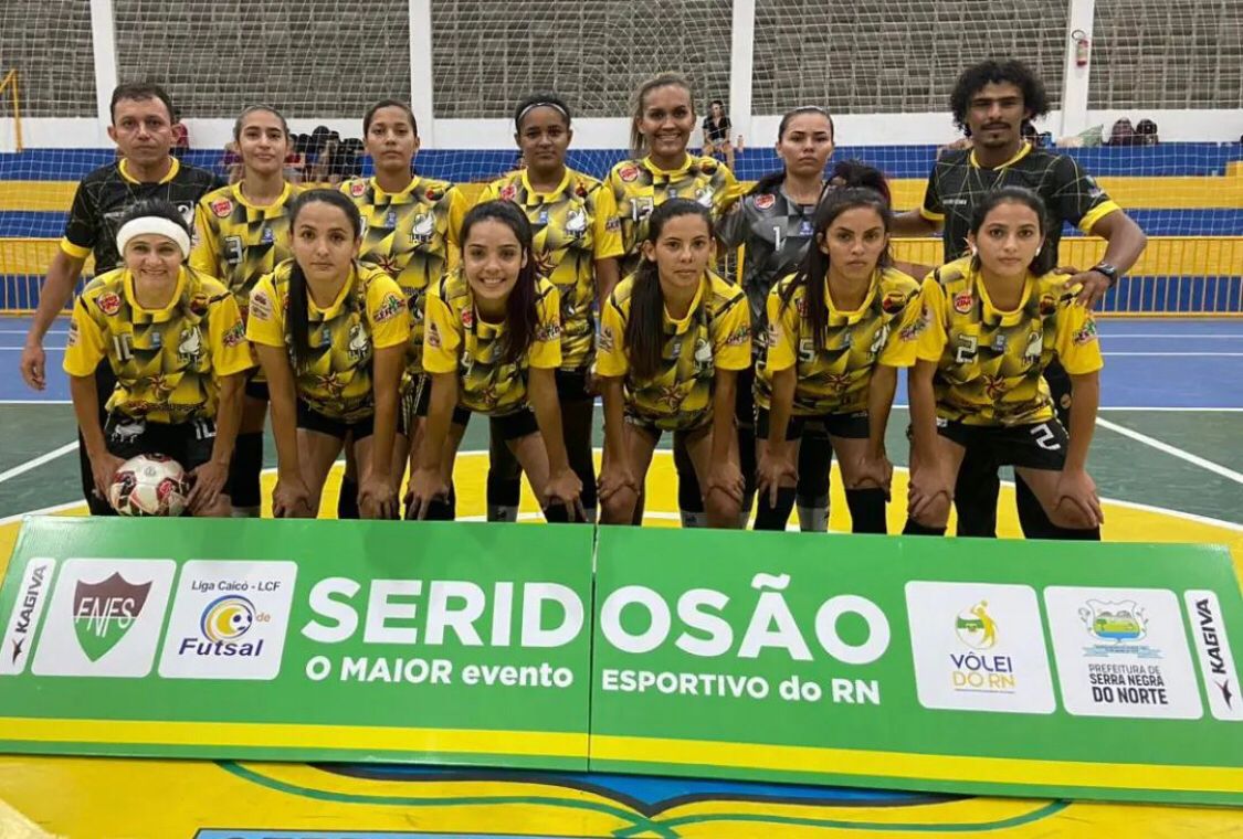 Time de futsal de Patos faz história ao se tornar a primeira equipe feminina da cidade a participar do Seridosão, maior evento esportivo do RN