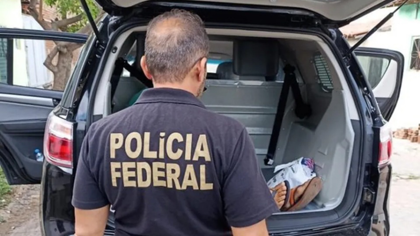 Empresário paraibano foragido é preso pela PF durante show do cantor Wesley Safadão em São Paulo