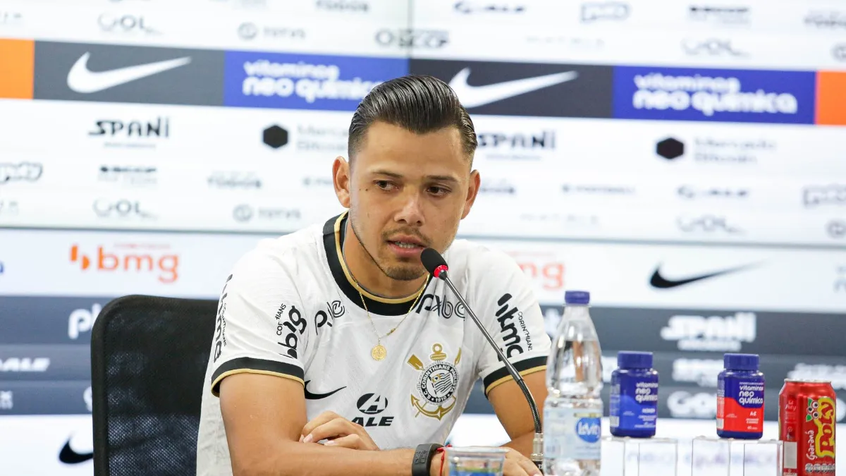 Romero é apresentado no Corinthians e declara: 'Temos time para voltar a ganhar'