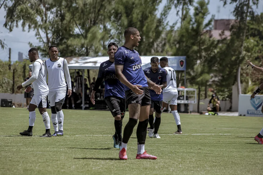 Botafogo-PB vence o ABC em amistoso na Maravilha do Contorno