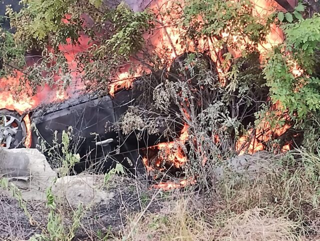Três pessoas morrem carbonizadas em acidente de carro na cidade de Sumé-PB