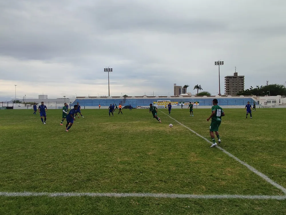 Sem sustos, Nacional de Patos bate Mossoró EC por 2 a 0, em amistoso na tarde desta sexta-feira (23) no José Cavalcanti