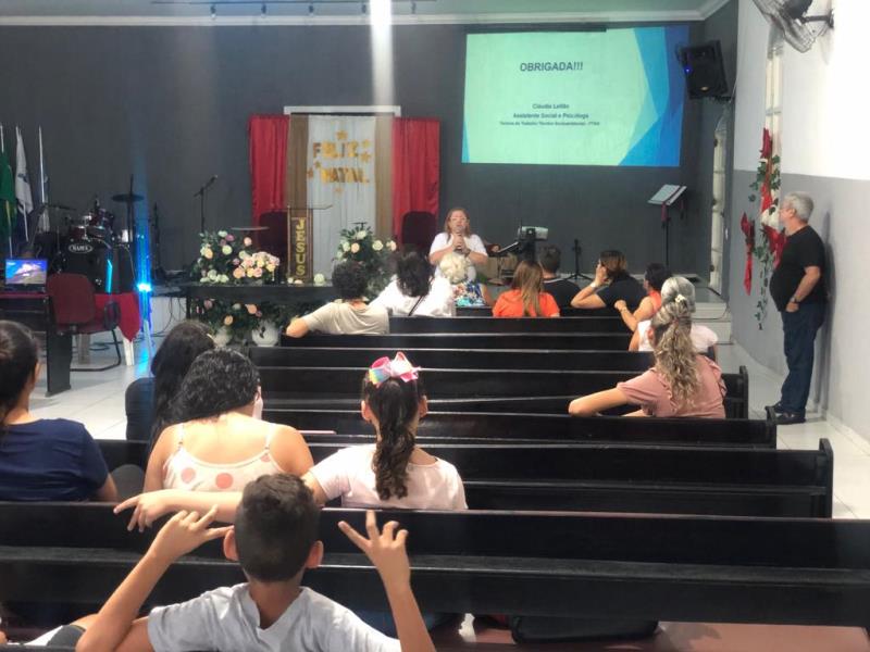 Bacia do Frango: Projeto Técnico Socioambiental trabalha a conscientização ambiental dos moradores próximo ao Canal