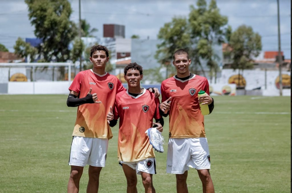 Governo do Estado garante apoio ao CSP e Botafogo-PB para disputa da Copa São Paulo de Futebol Júnior
