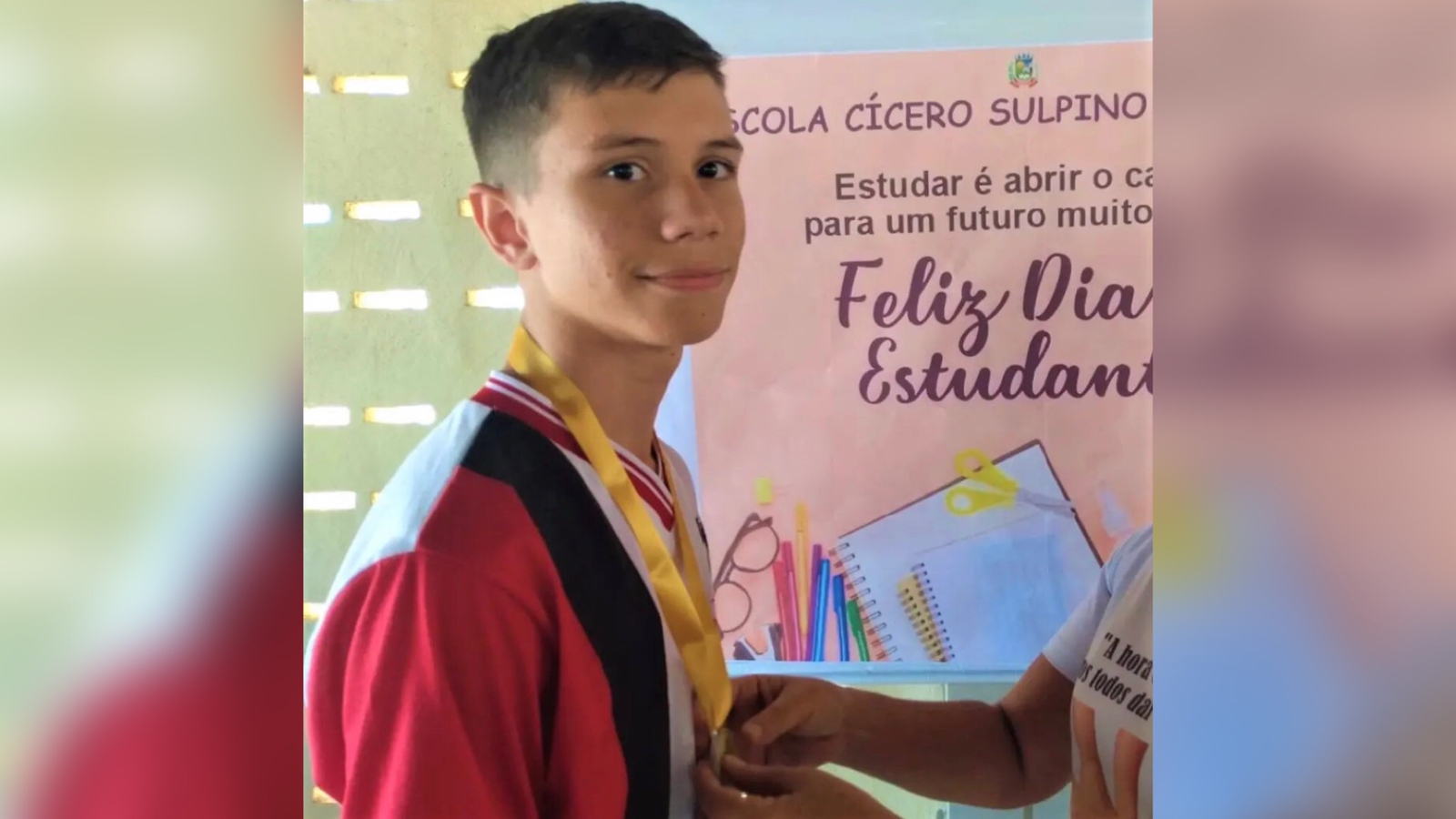 Aluno do 8º ano da Rede Municipal de Quixaba-PB é medalha de prata na 17ª edição da OBMEP