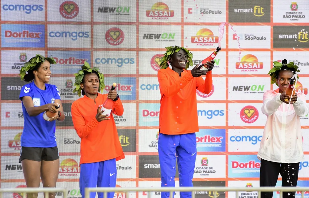 Atletas de Uganda e Quênia vencem a São Silvestre 2022