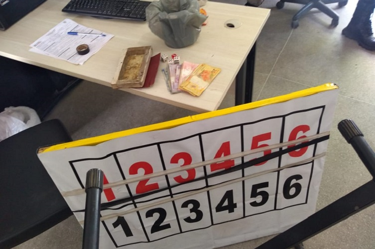 PM desarticula jogo de azar em São José de Piranhas e conduz 2 homens à Delegacia