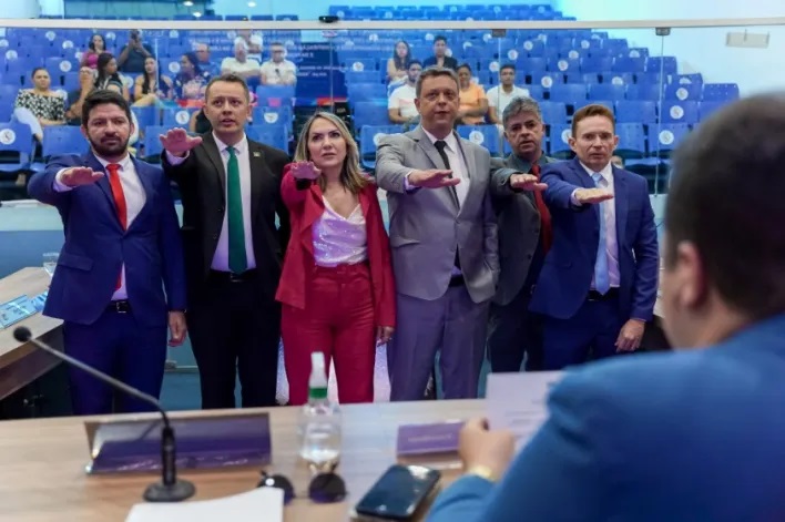 Presidente Tide Eduardo fala sobre posse da nova mesa diretora da Câmara de Patos e confirma reabertura dos trabalhos para 6 de fevereiro