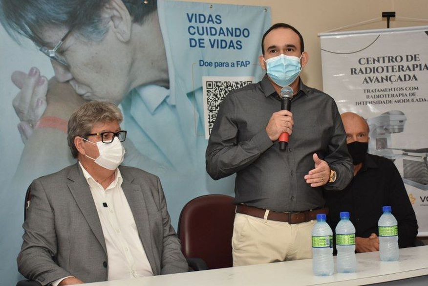 Governador João Azevêdo nomeia Jhony Bezerra como novo Secretário de Estado da Saúde da Paraíba