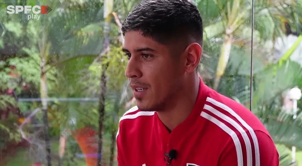 São Paulo anuncia contratação do zagueiro Alan Franco