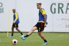 Pedro herda camisa 9 após mudança de Gabigol para a 10