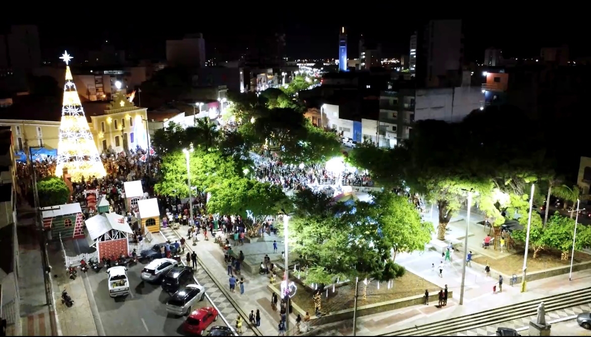Última noite para visitar decoração do Natal da Gente 2022, em Patos, acontece neste domingo