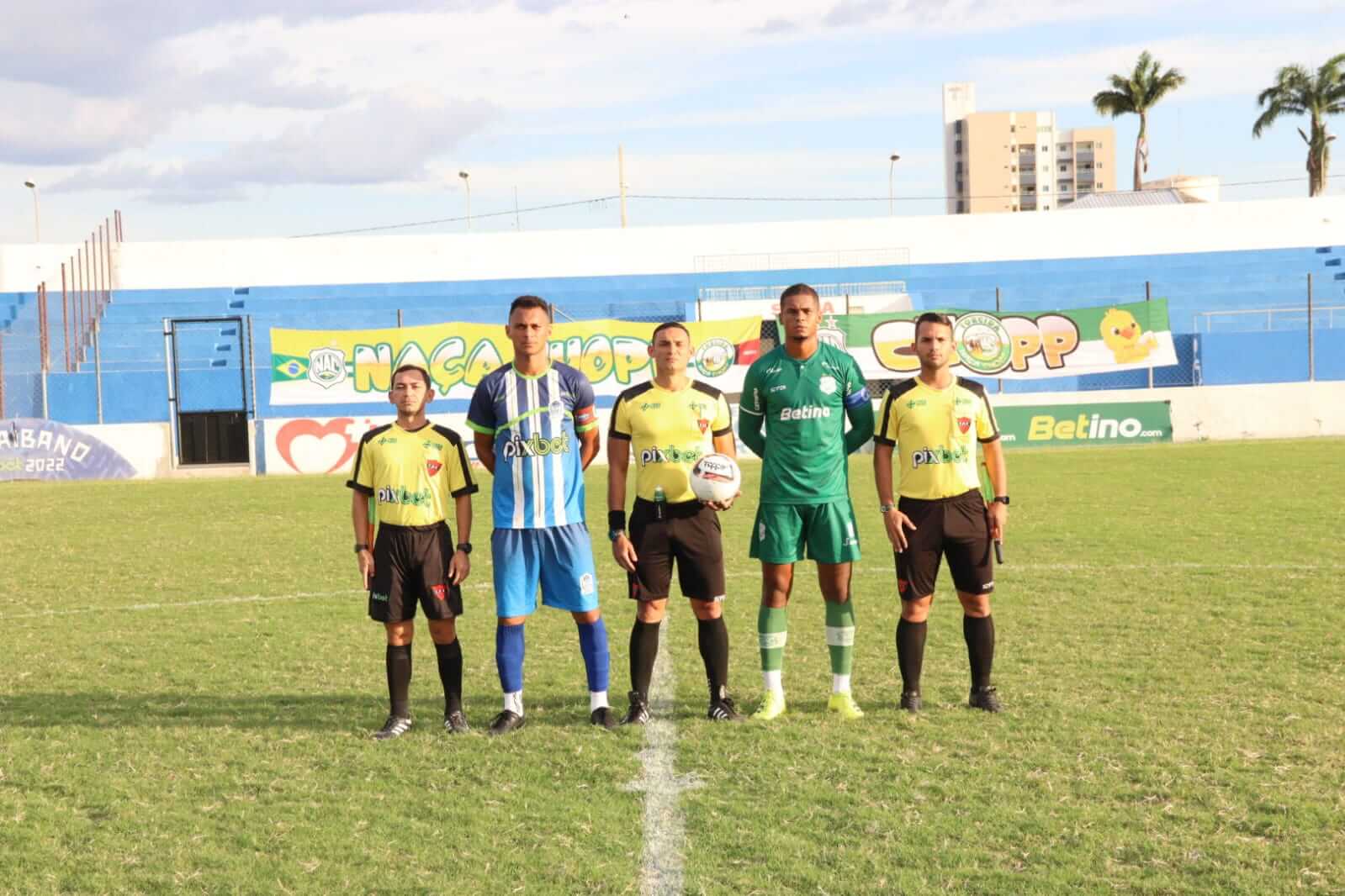 Com arbitragem polêmica e pênalti desperdiçado por Maikon Leite, Nacional de Patos sofre novo revés e é derrotado pelo Serra Branca por 1 a 0, em amistoso na tarde deste domingo