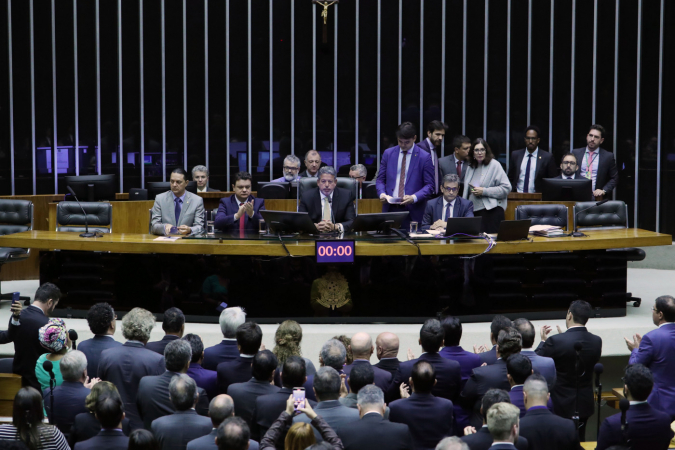 Por unanimidade, Câmara aprova decreto de intervenção federal na segurança do DF; texto segue para o Senado