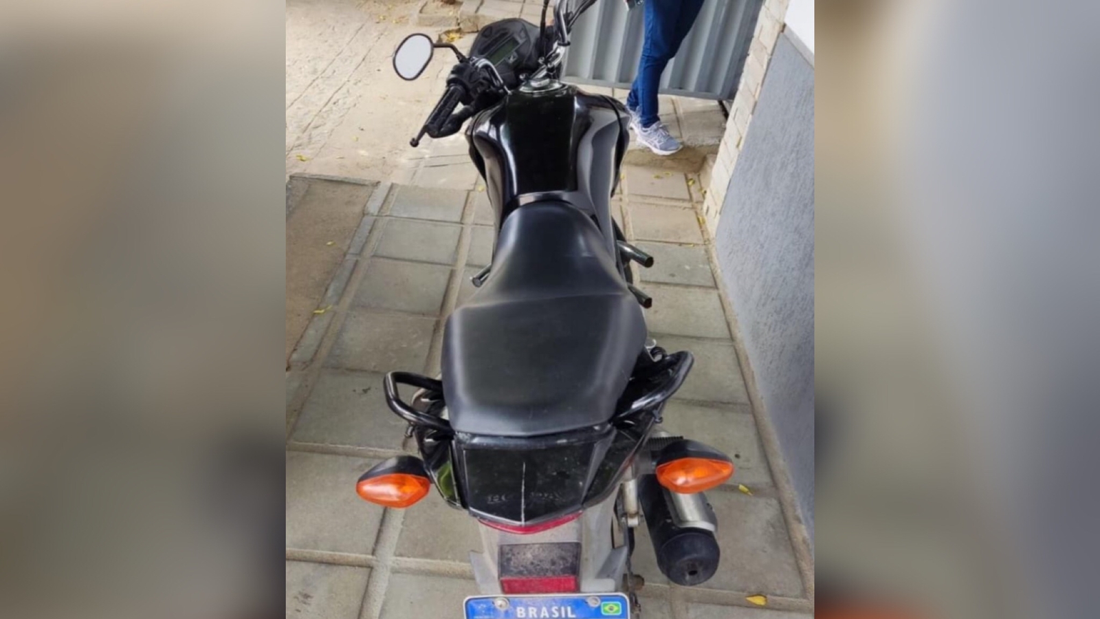 DHE age rápido e recupera motocicleta roubada na noite desta segunda-feira (09), em Patos