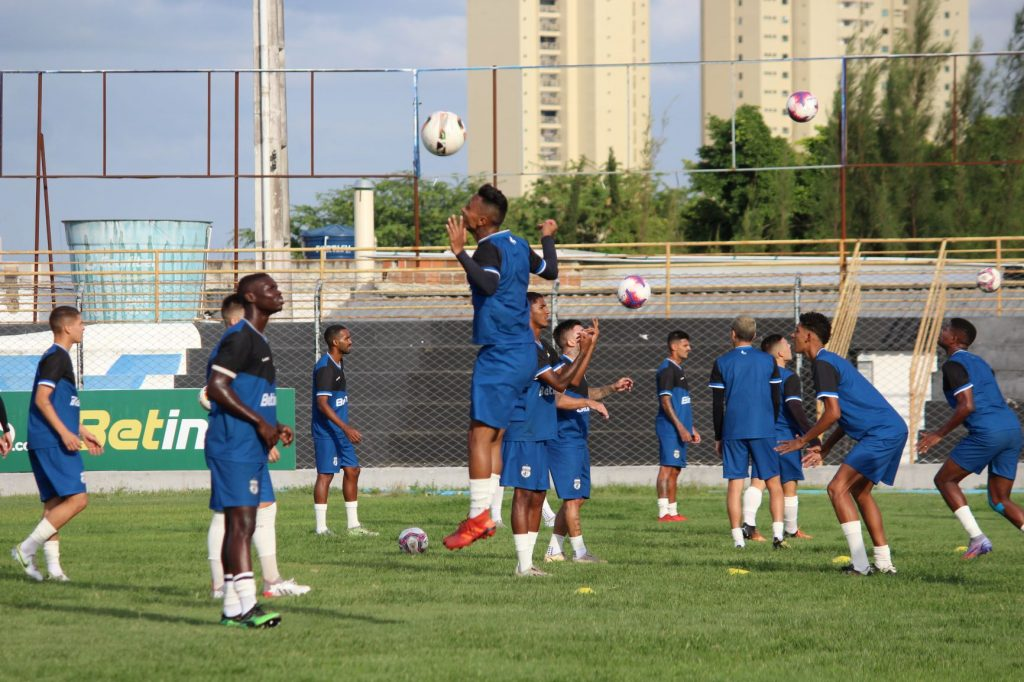 Treze faz penúltimo treino antes de enfrentar o Nacional