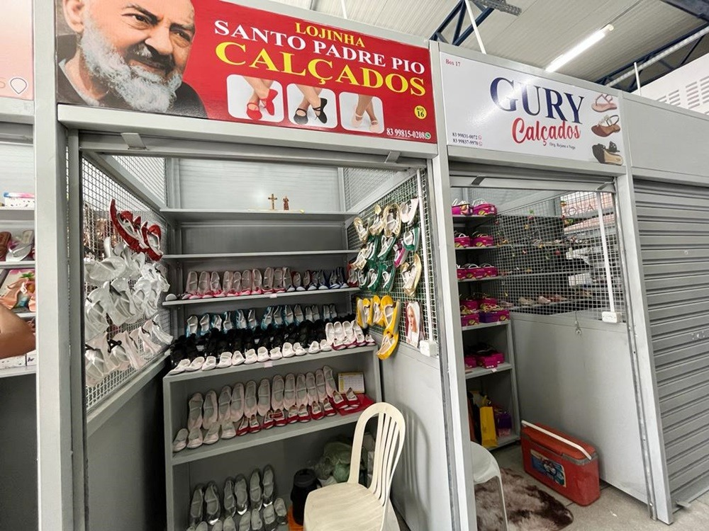 Campanha ‘Volta às aulas é no Shopping do Calçado’ atrai população para conhecer produtos que são produzidos em Patos