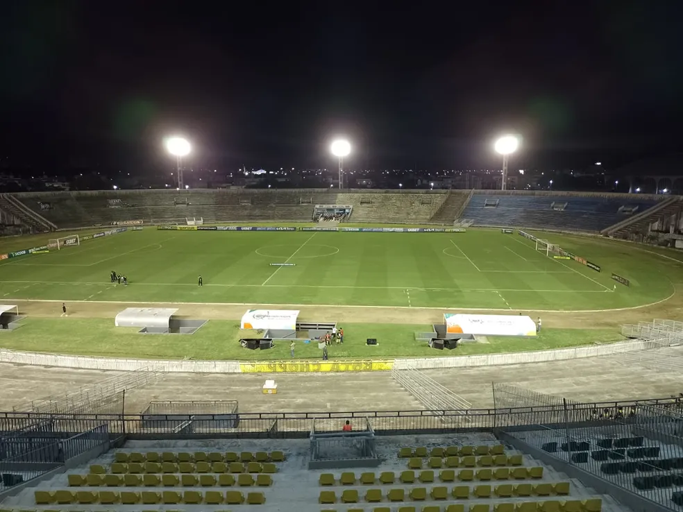 Auto Esporte e Queimadense se enfrentam na noite desta quarta-feira (11), no Almeidão