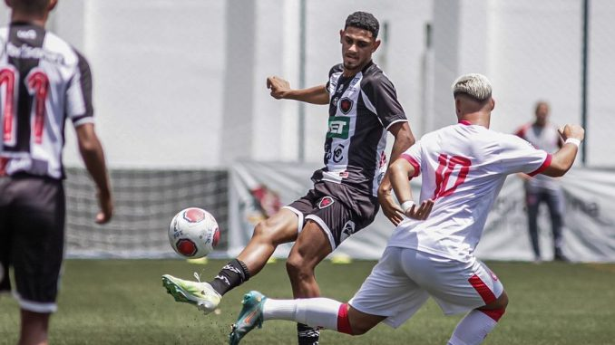Botafogo-PB perde para o Hercílio Luz e é eliminado da Copinha