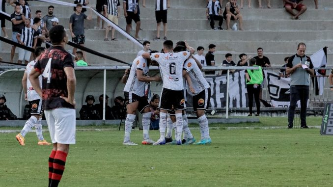 Botafogo-PB abre dois gols de vantagem, mas acaba empatando com o Campinense