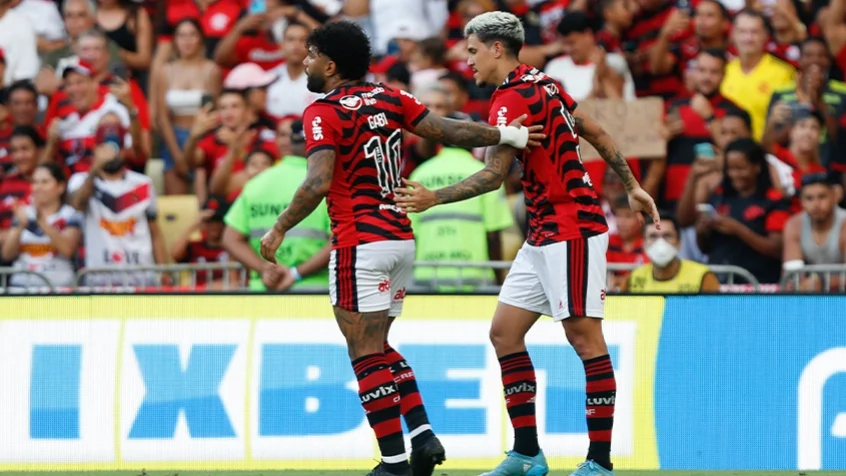Pedro e Gabigol marcam, e Flamengo goleia a Portuguesa na estreia de Vítor Pereira
