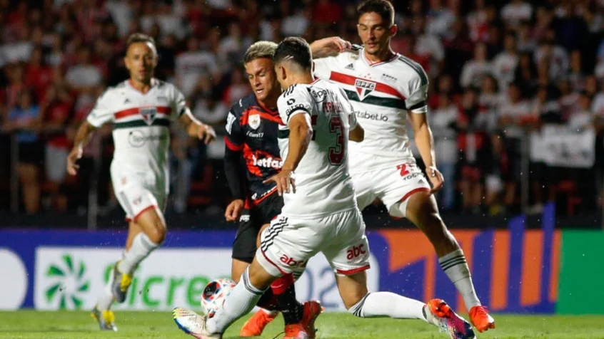 São Paulo domina, mas fica no empate em casa com o Ituano na estreia pelo Paulistão