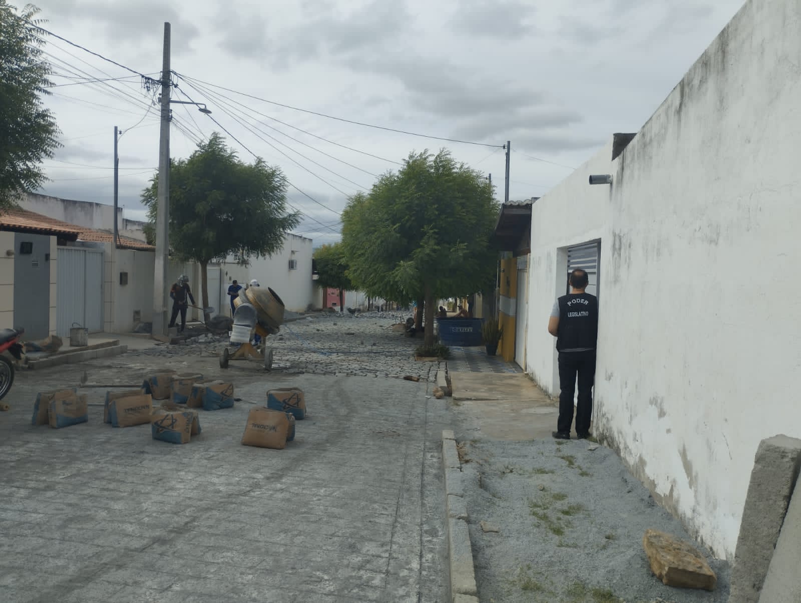 Rua Albertina Dantas será calçada através de Emenda Impositiva do vereador Josmá Oliveira