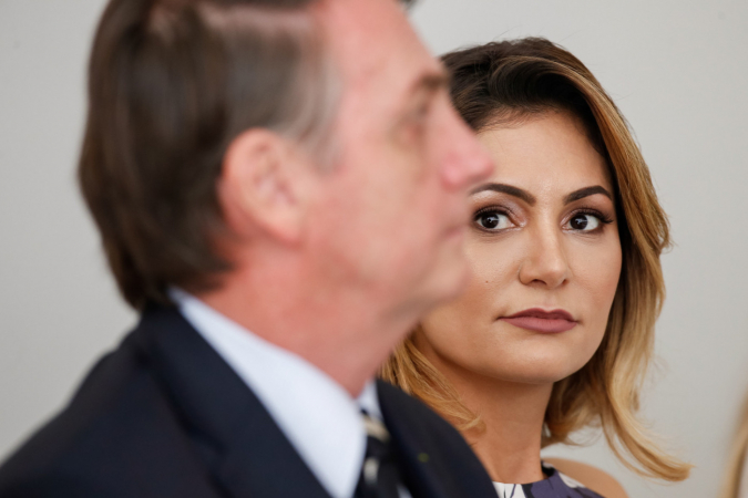 PL negocia nome da ex-primeira-dama Michelle Bolsonaro para eleições de 2024 e 2026