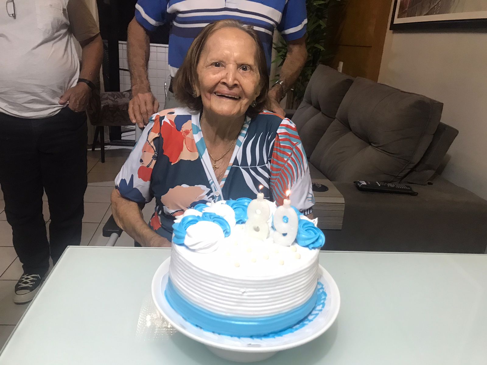 Familiares comunicam o falecimento da senhora Maria Eugênia Nóbrega (Marieta), ex-professora do Batalhão da PM em Patos