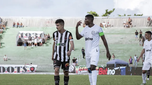 Botafogo-PB e Treze ficam no empate sem gols no Almeidão