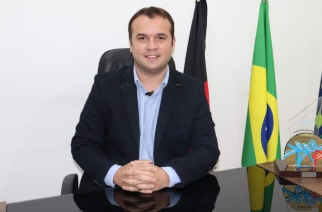 Prefeitura de São Mamede efetua pagamento de janeiro dos servidores e professores com reajuste de 15%