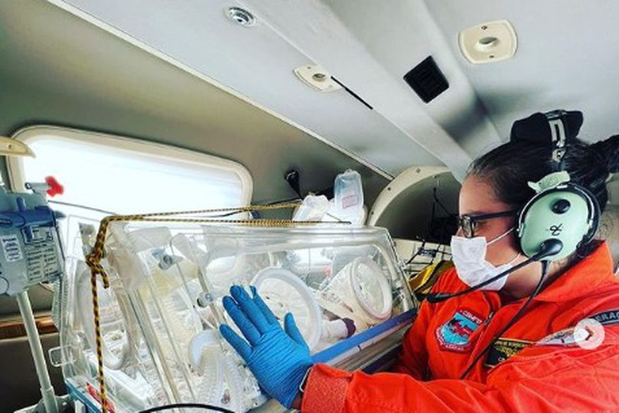 Voo pela vida: UTI Aérea de Patos realiza transferência de bebê que nasceu em estado grave, em Cajazeiras, para tratamento em Campina Grande. VÍDEO