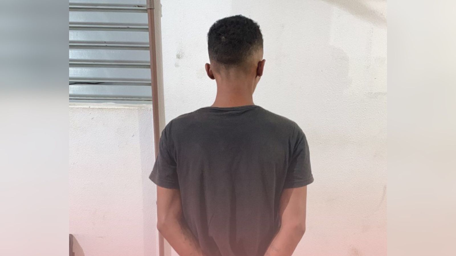 Polícia Militar prende homem acusado de roubo, em Patos